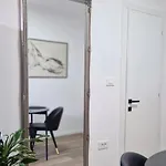 Leo - Free Parking * Opatija